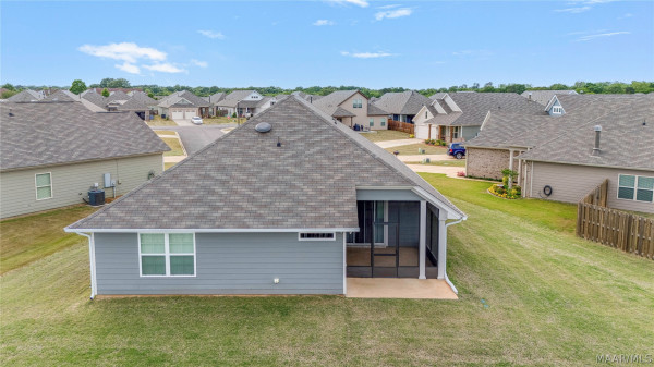 1316 Hemlock Court