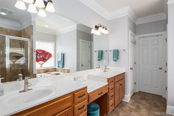 8649 Rockbridge Circle