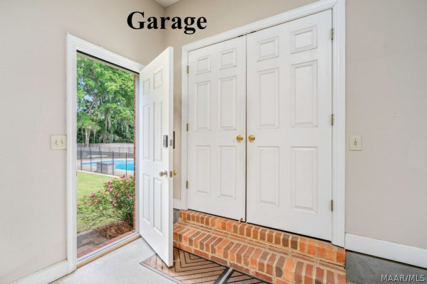 8416 Marsh Pointe Drive