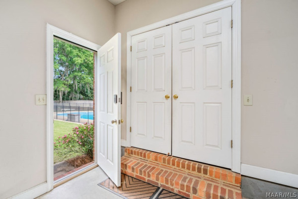 8416 Marsh Pointe Drive