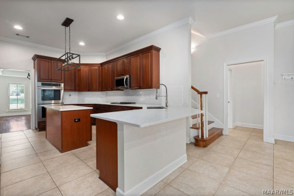 8416 Marsh Pointe Drive
