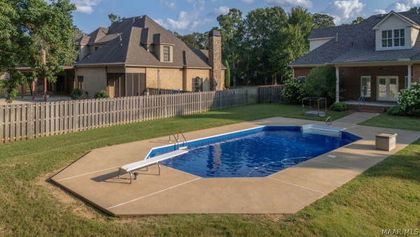 8416 Marsh Pointe Drive