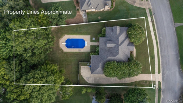 8416 Marsh Pointe Drive