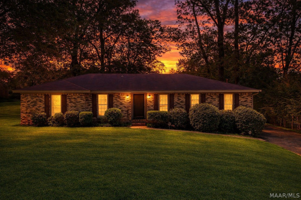 1237 Woodhill Court
