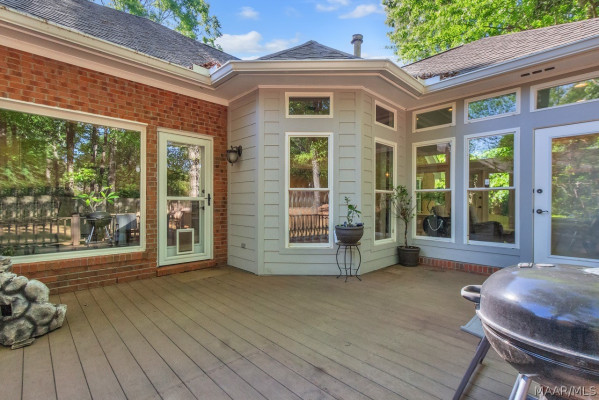 1605 Emerald Mountain Parkway