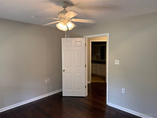 2207 County Road 85 .