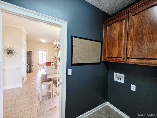107 SPARROW POINT Court