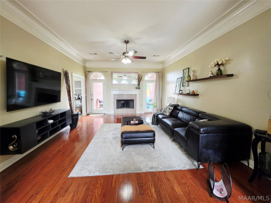 107 SPARROW POINT Court