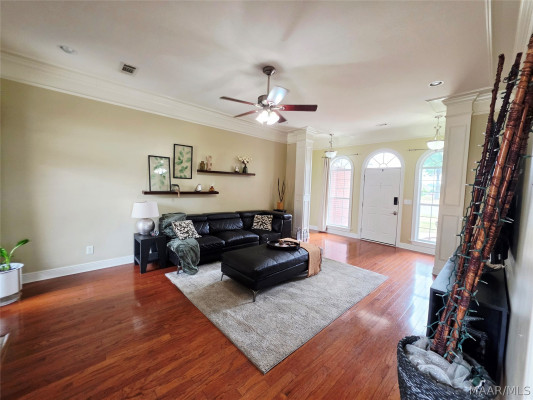 107 SPARROW POINT Court