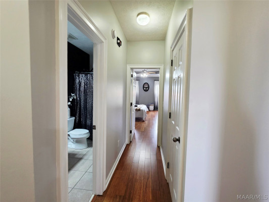 107 SPARROW POINT Court
