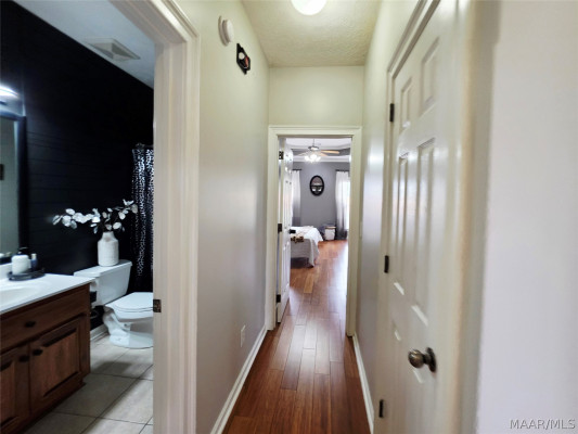 107 SPARROW POINT Court
