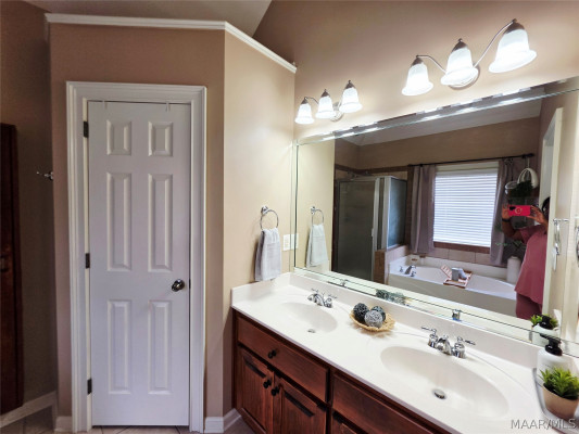 107 SPARROW POINT Court