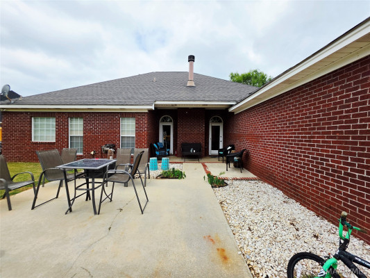 107 SPARROW POINT Court