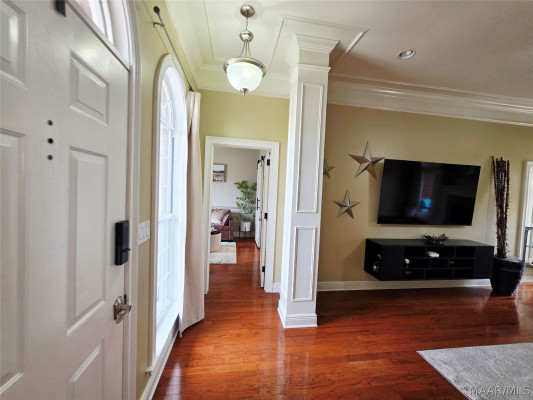 107 SPARROW POINT Court