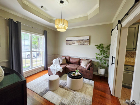 107 SPARROW POINT Court