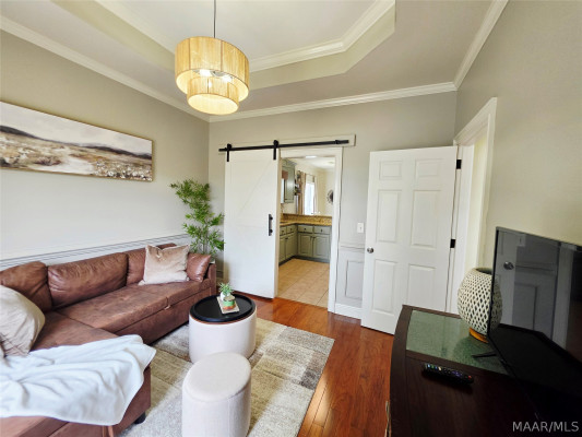 107 SPARROW POINT Court
