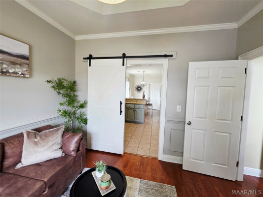 107 SPARROW POINT Court