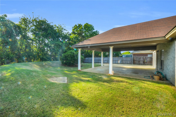 2718 IVY CHASE Loop