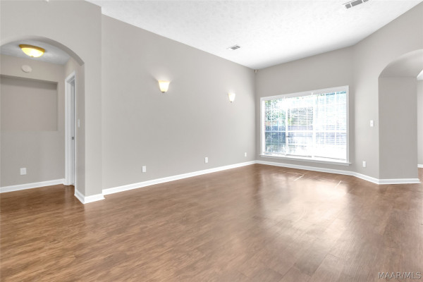 2036 YOUNG FARM Place