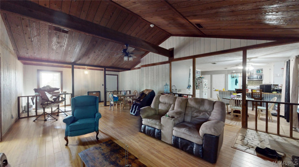 1634 Pink Lilly Road