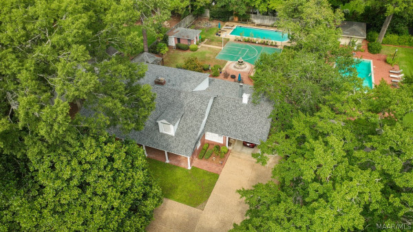 3463 Bankhead Avenue