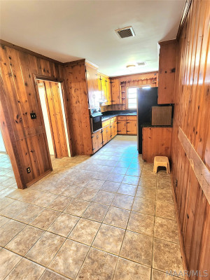 1210 Lakewood Drive