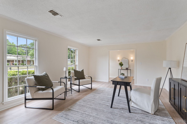2451 BELCHER Drive