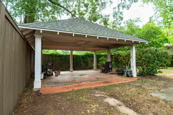 1413 Gilmer Avenue