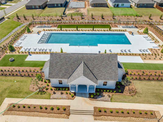 156 Rochelle Way