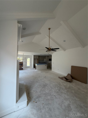 156 Rochelle Way
