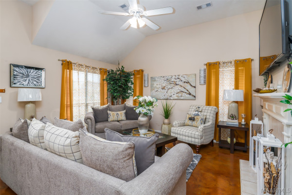 7207 Heathermoore Loop