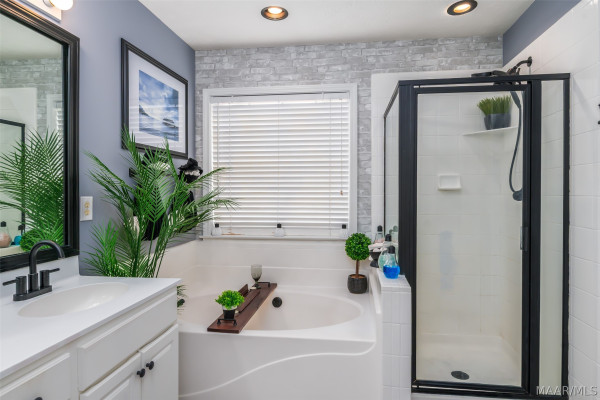 7207 Heathermoore Loop
