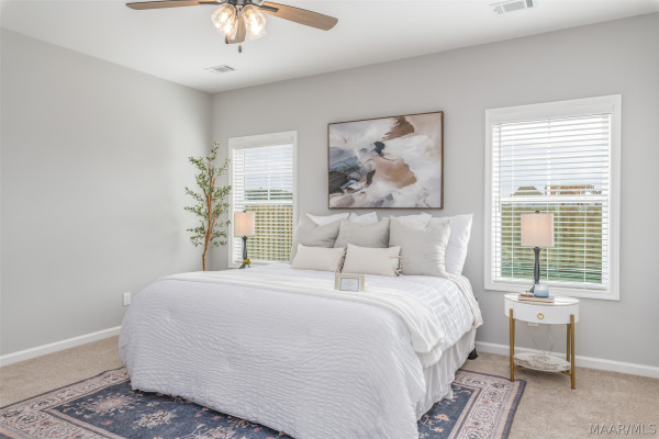 500 Meadowbrook Glen