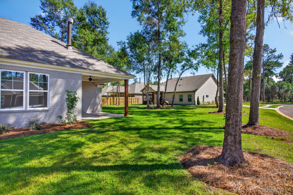 500 Meadowbrook Glen