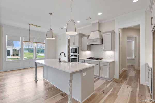306 Heron Hill