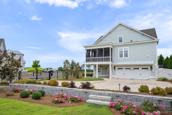 306 Heron Hill
