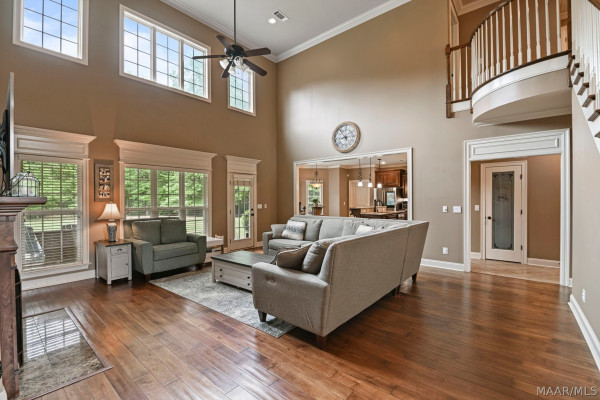917 Red Eagle Road