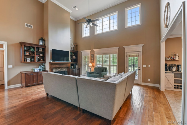 917 Red Eagle Road