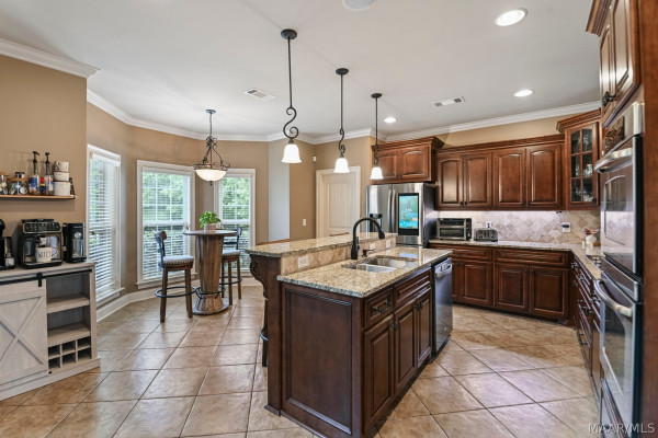 917 Red Eagle Road
