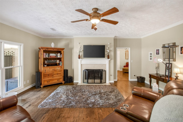 8131 Dogwood Lane