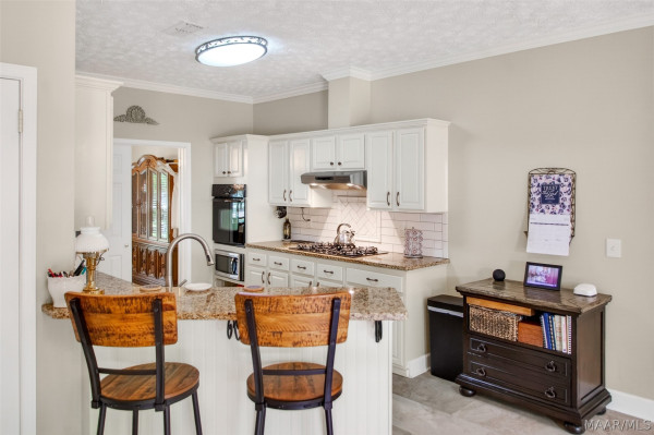 8131 Dogwood Lane