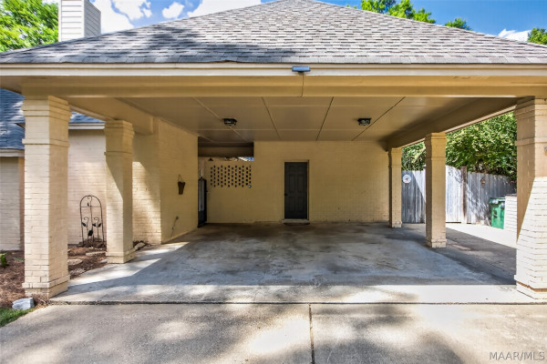 8131 Dogwood Lane