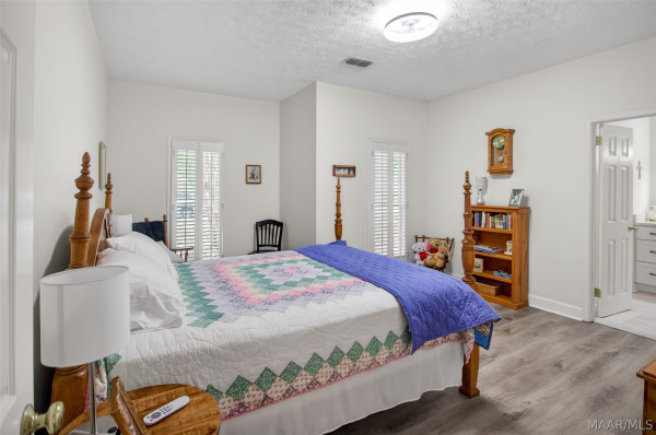 8131 Dogwood Lane