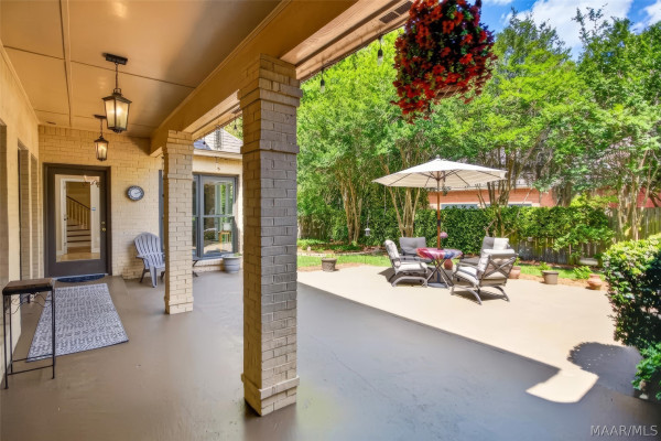 8131 Dogwood Lane