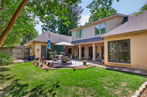 8131 Dogwood Lane