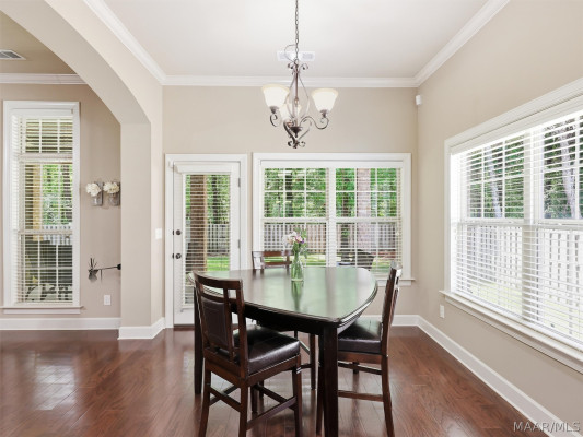 9144 Crescent Lodge Drive