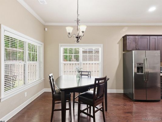 9144 Crescent Lodge Drive