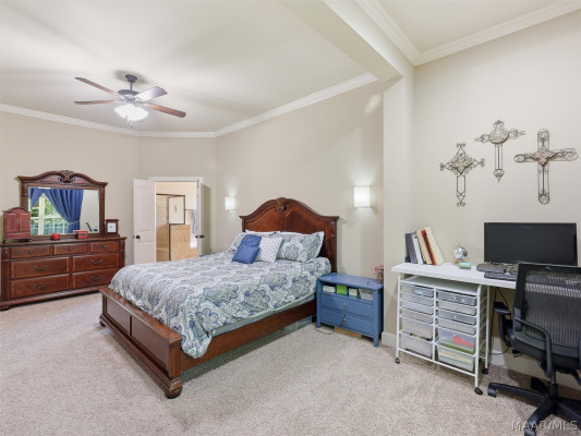 9144 Crescent Lodge Drive
