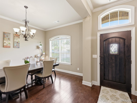 9144 Crescent Lodge Drive