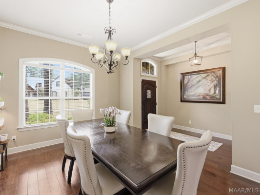 9144 Crescent Lodge Drive